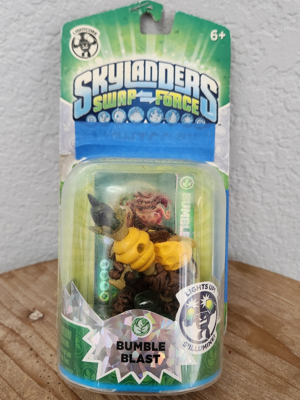 Skylanders Swap Force Bumble Blast Variant Figure Open Box with Tape Damage
